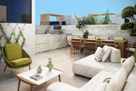 House in Bay Harbor Islands, Florida 6 bedrooms, 530.38 sq.m. № 1958150 - photo 7