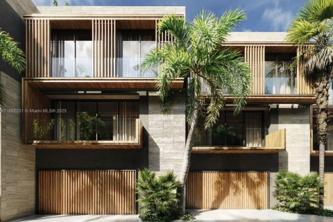 House in Bay Harbor Islands, Florida 6 bedrooms, 530.38 sq.m. № 1958150 - photo 1