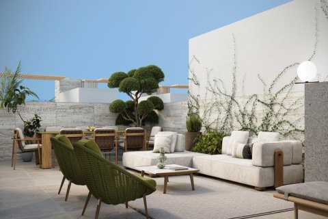 House in Bay Harbor Islands, Florida 6 bedrooms, 530.38 sq.m. № 1958150 - photo 20