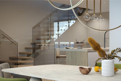 House in Bay Harbor Islands, Florida 6 bedrooms, 530.38 sq.m. № 1958150 - photo 10