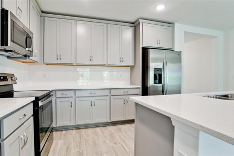 House in Palmetto, Florida 4 bedrooms, 196.02 sq.m. № 1879942 - photo 6