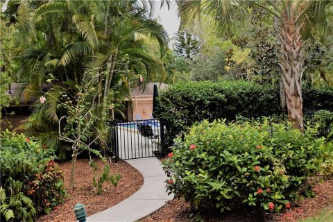 Copropriété à louer à Sarasota, Floride: 2 chambres, 100.06 m2 № 1243922 - photo 1