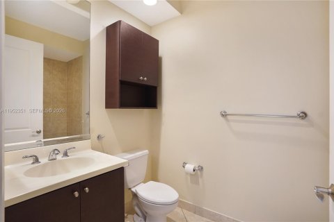 Copropriété à louer à Sunrise, Floride: 2 chambres, 109.07 m2 № 2008909 - photo 18