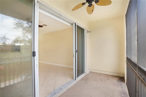 Copropriété à louer à Sunrise, Floride: 2 chambres, 109.07 m2 № 2008909 - photo 26