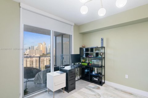 Купить кондоминиум в Санни-Айлс-Бич, Флорида 2 спальни, 143.16м2, № 2023913 - фото 25