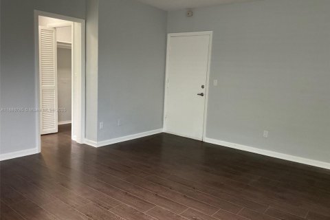 Appartement à louer à Miami Beach, Floride: 39.02 m2 № 1939113 - photo 10