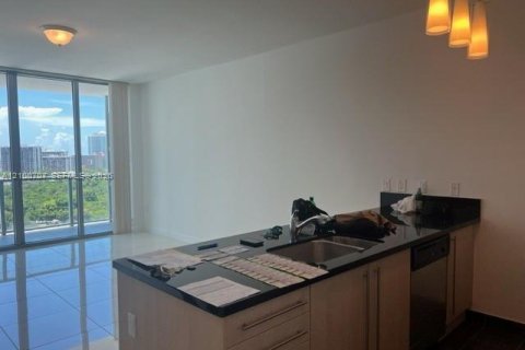 Condominio en Miami, Florida, 1 dormitorio  № 2401589
