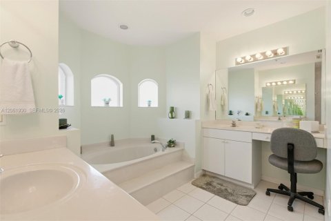 Casa en venta en Cape Coral, Florida, 4 dormitorios, 218.88 m2 № 2254764 - foto 24