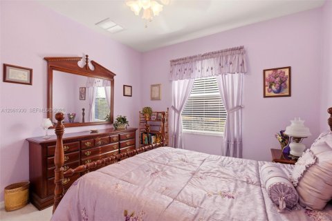 Casa en venta en Cape Coral, Florida, 4 dormitorios, 218.88 m2 № 2254764 - foto 30