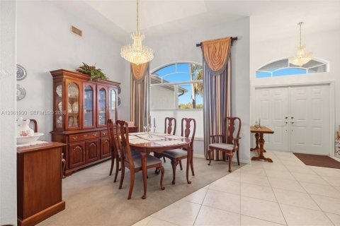 Casa en venta en Cape Coral, Florida, 4 dormitorios, 218.88 m2 № 2254764 - foto 19