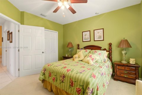 Casa en venta en Cape Coral, Florida, 4 dormitorios, 218.88 m2 № 2254764 - foto 28