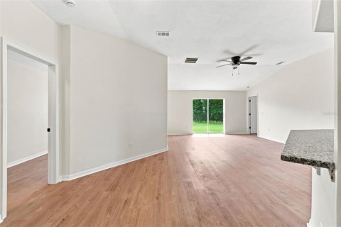 House in Wesley Chapel, Florida 4 bedrooms, 145.3 sq.m. № 2167460 - photo 8