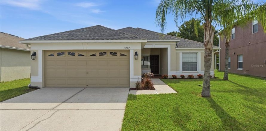 House in Wesley Chapel, Florida 4 bedrooms, 145.3 sq.m. № 2167460