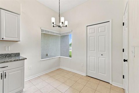 House in Wesley Chapel, Florida 4 bedrooms, 145.3 sq.m. № 2167460 - photo 14