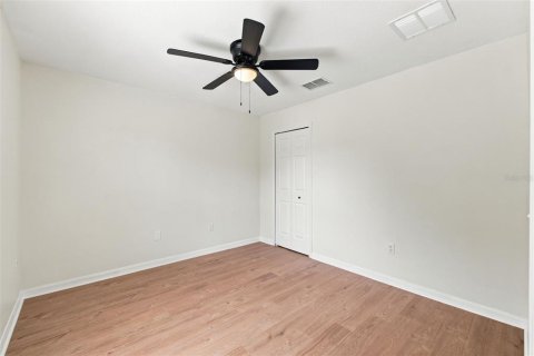 House in Wesley Chapel, Florida 4 bedrooms, 145.3 sq.m. № 2167460 - photo 16