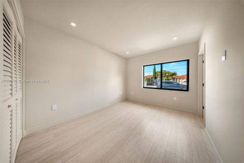 Купить виллу или дом в Майами, Флорида 3 спальни, 196.95м2, № 1972829 - фото 9