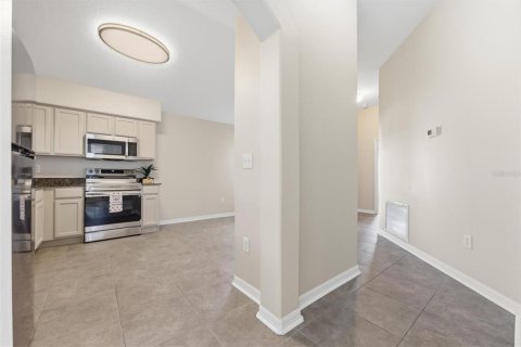 House in Land O' Lakes, Florida 4 bedrooms, 171.03 sq.m. № 2129953 - photo 6