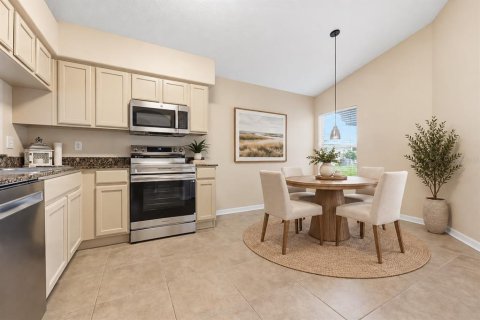 House in Land O' Lakes, Florida 4 bedrooms, 171.03 sq.m. № 2129953 - photo 4