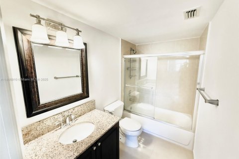 Condo in Aventura, Florida, 2 bedrooms  № 1739601 - photo 20