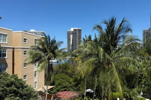 Condo in Aventura, Florida, 2 bedrooms  № 1739601 - photo 6