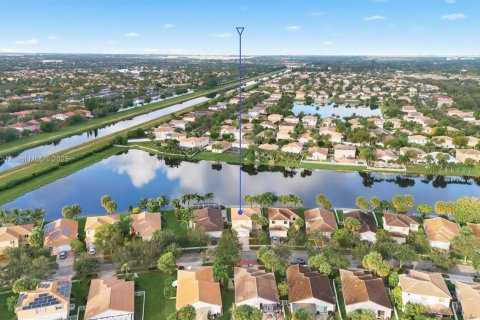 Casa en venta en Miramar, Florida, 4 dormitorios, 190.36 m2 № 1957252 - foto 7