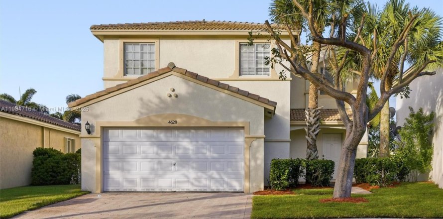 Casa en Miramar, Florida 4 dormitorios, 190.36 m2 № 1957252