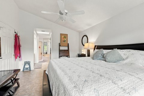 Villa ou maison à vendre à Port St. Lucie, Floride: 2 chambres, 166.02 m2 № 2412350 - photo 22