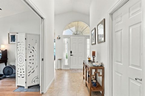 Villa ou maison à vendre à Port St. Lucie, Floride: 2 chambres, 166.02 m2 № 2412350 - photo 4