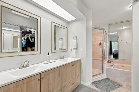 Villa ou maison à vendre à Port St. Lucie, Floride: 2 chambres, 166.02 m2 № 2412350 - photo 15