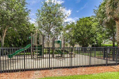 Adosado en venta en Boca Raton, Florida, 2 dormitorios, 110.65 m2 № 1228539 - foto 1