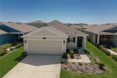 House in Kissimmee, Florida 3 bedrooms, 133.04 sq.m. № 2225274