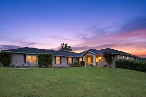 Casa en Alachua, Florida 4 dormitorios, 184.41 m2 № 2347367