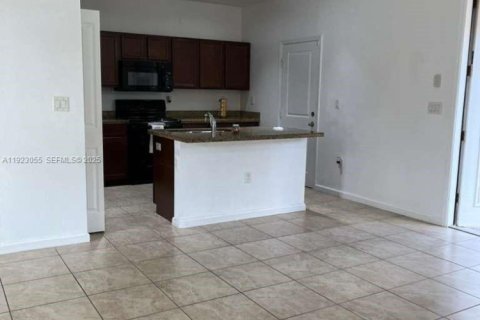 Touwnhouse à Homestead, Floride 4 chambres, 160.54 m2 № 1985742