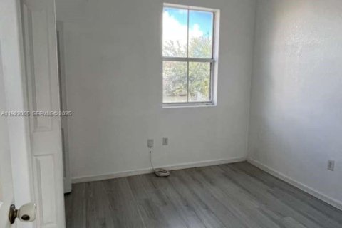 Touwnhouse à louer à Homestead, Floride: 4 chambres, 160.54 m2 № 1985742 - photo 28