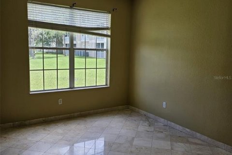 Condo in Kissimmee, Florida, 3 bedrooms № 2201697 - photo 13