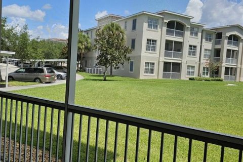 Condo in Kissimmee, Florida, 3 bedrooms № 2201697 - photo 24
