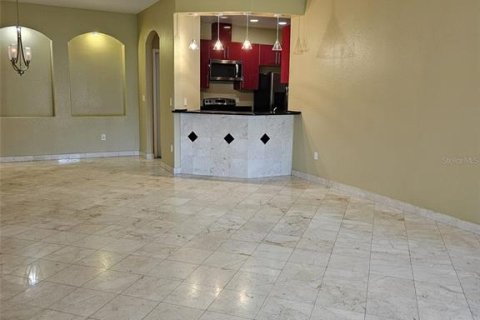 Condo in Kissimmee, Florida, 3 bedrooms № 2201697 - photo 4