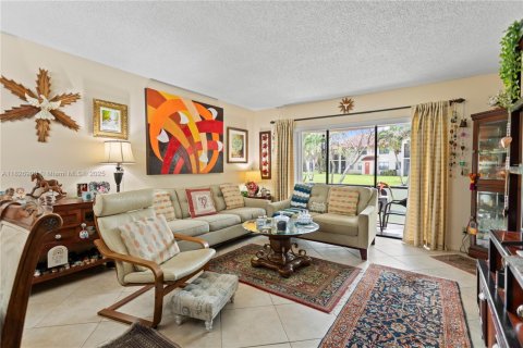 Condo in Deerfield Beach, Florida, 2 bedrooms  № 1804324 - photo 13