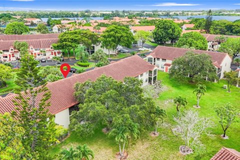 Condo in Deerfield Beach, Florida, 2 bedrooms  № 1804324 - photo 4