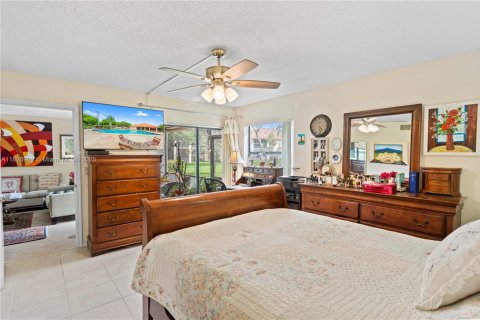 Condo in Deerfield Beach, Florida, 2 bedrooms  № 1804324 - photo 18