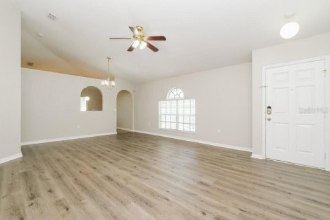 Снять в аренду виллу или дом в Раскин, Флорида 3 спальни, 121.89м2, № 1918137 - фото 4