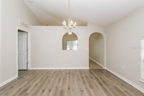 Снять в аренду виллу или дом в Раскин, Флорида 3 спальни, 121.89м2, № 1918137 - фото 5