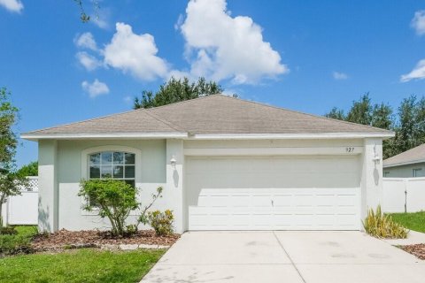 Снять в аренду виллу или дом в Раскин, Флорида 3 спальни, 121.89м2, № 1918137 - фото 1