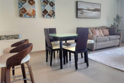 Снять в аренду кондоминиум в Холливуд, Флорида 1 спальня, 72.46м2, № 2039094 - фото 5