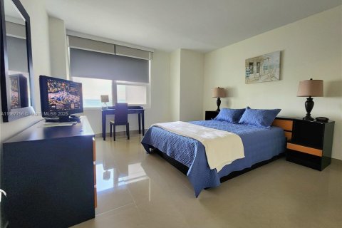 Снять в аренду кондоминиум в Холливуд, Флорида 1 спальня, 72.46м2, № 2039094 - фото 10