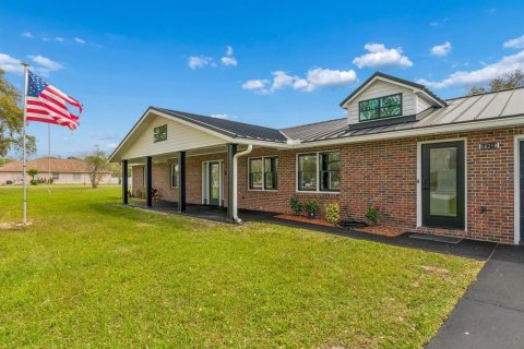 House in Spring Hill, Florida 4 bedrooms, 248.98 sq.m. № 2393507 - photo 5