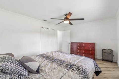 House in Spring Hill, Florida 4 bedrooms, 248.98 sq.m. № 2393507 - photo 23