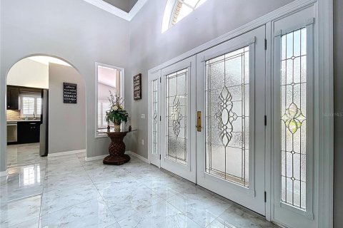 House in New Port Richey, Florida 4 bedrooms, 265.7 sq.m. № 1782533 - photo 13