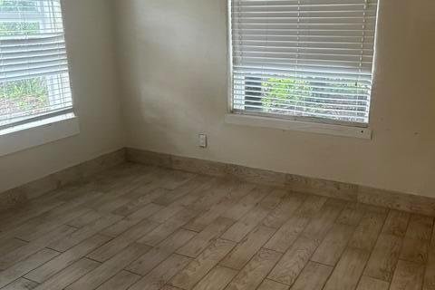 House in Fort Lauderdale, Florida 2 bedrooms, 110.93 sq.m. № 2083490 - photo 5