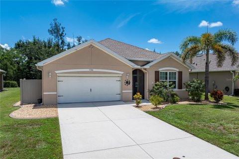 House in Punta Gorda, Florida 4 bedrooms, 171.5 sq.m. № 1884082 - photo 16